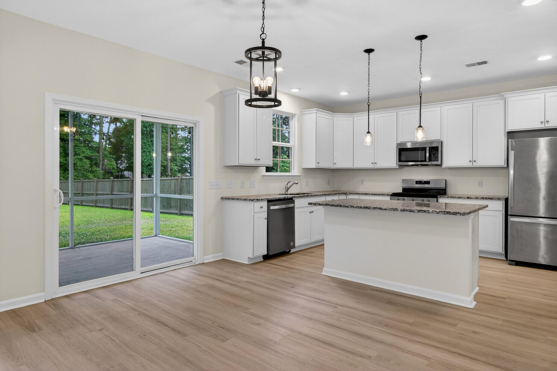 103 Caleb Court Ladson, SC 29456 - Photo 10 of 42