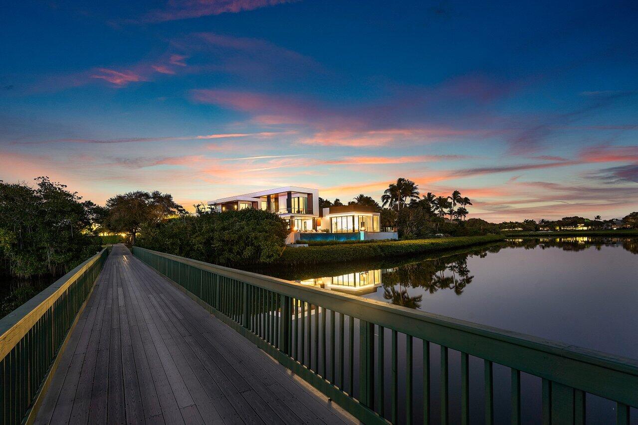 126 Spinnaker Lane Jupiter, FL 33477 - Photo 76 of 94 027-126SpinnakerLane-Jupiter-FL-33477-SM