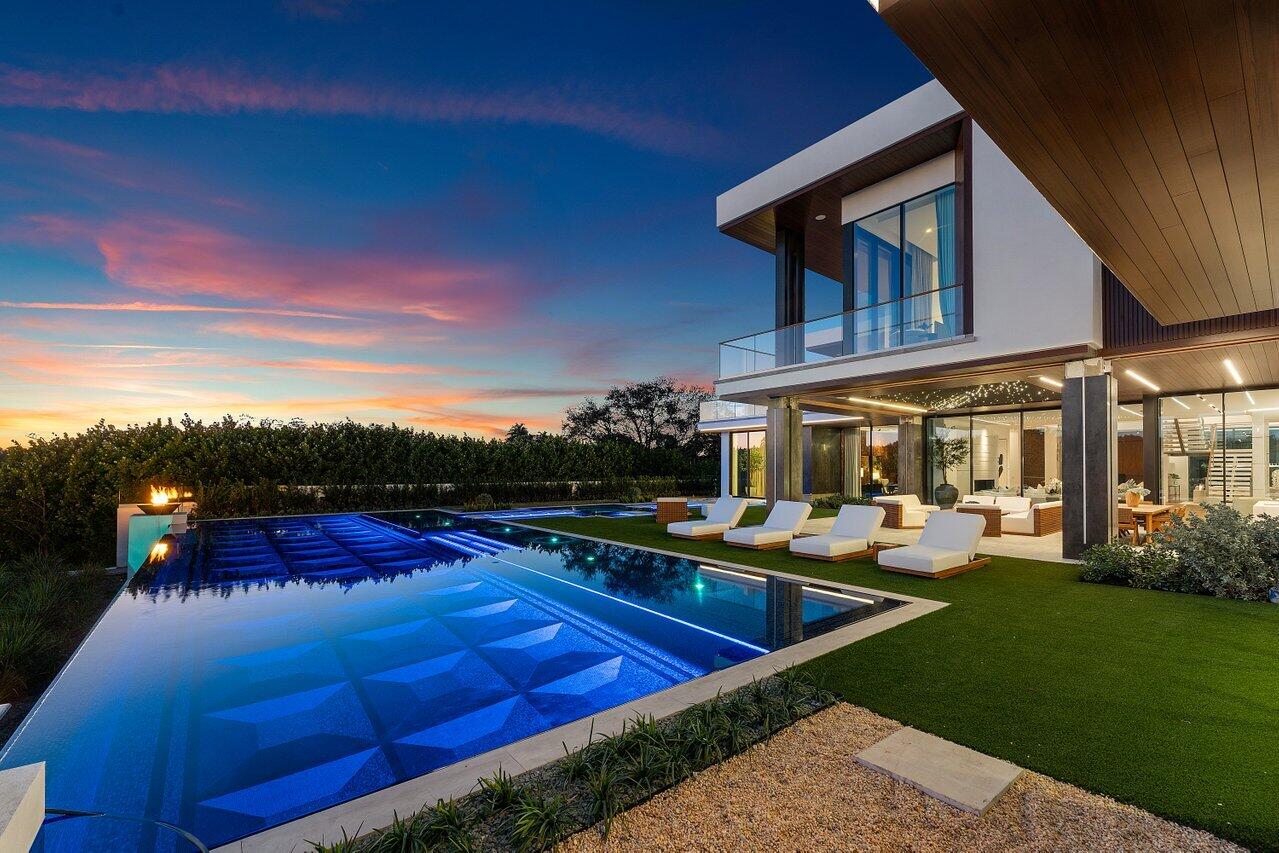 126 Spinnaker Lane Jupiter, FL 33477 - Photo 90 of 94 026-126SpinnakerLane-Jupiter-FL-33477-SM