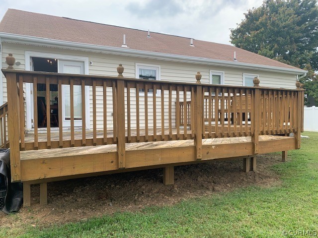 113 North Foxhill Road Richmond, VA 23223 - Photo 11 of 13 Huge rear deck