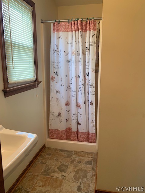 113 North Foxhill Road Richmond, VA 23223 - Photo 10 of 13 Ensuite bathroom in primary bedroom