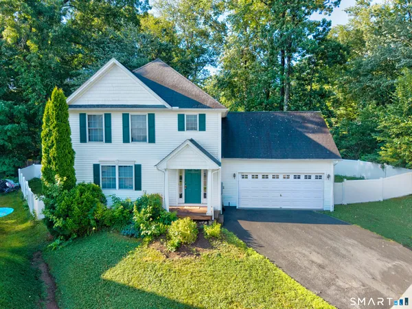 $225,000 | 58 Royal Oaks Avenue, East Hampton, CT 06424