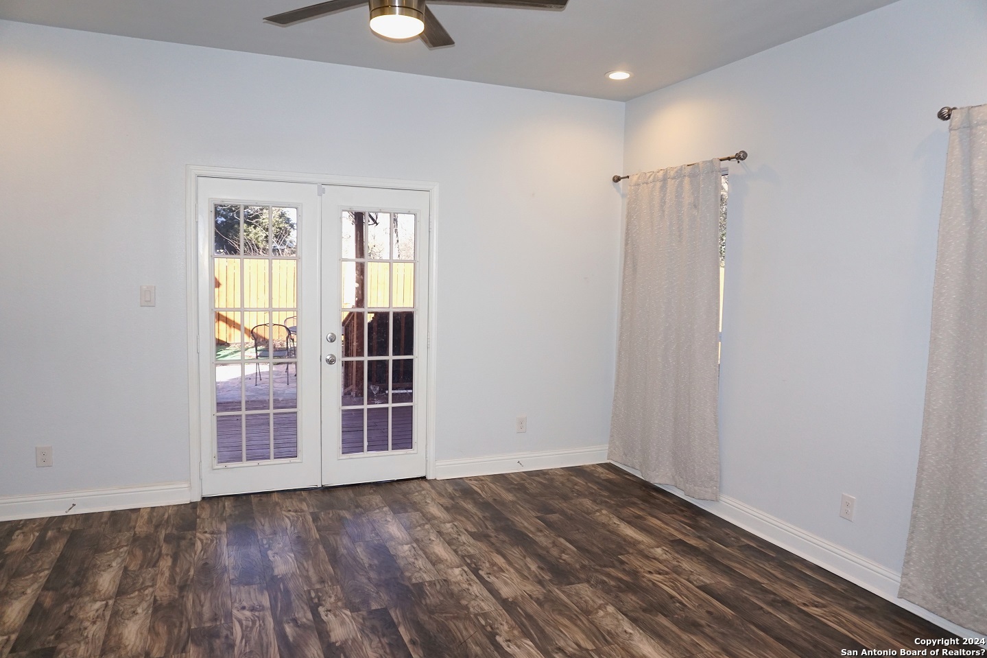 1415 Semlinger Road San Antonio, TX 78220 - Photo 13 of 27