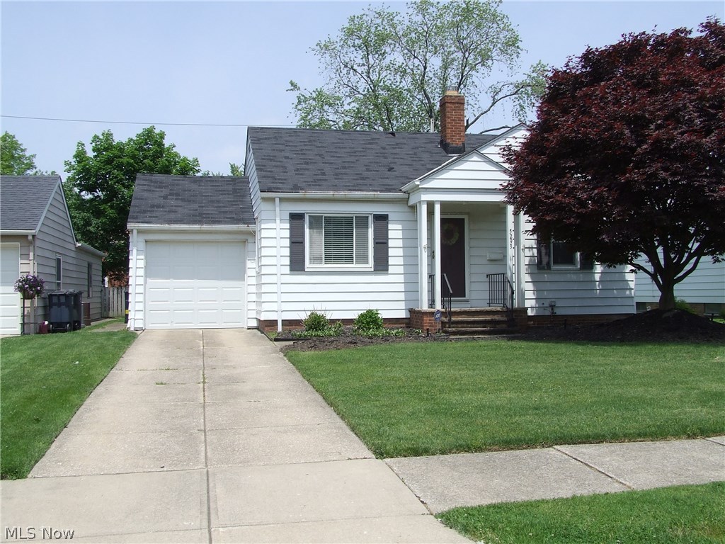 5293 Bridgewater Road Lyndhurst, OH 44124 - Photo 1 of 20