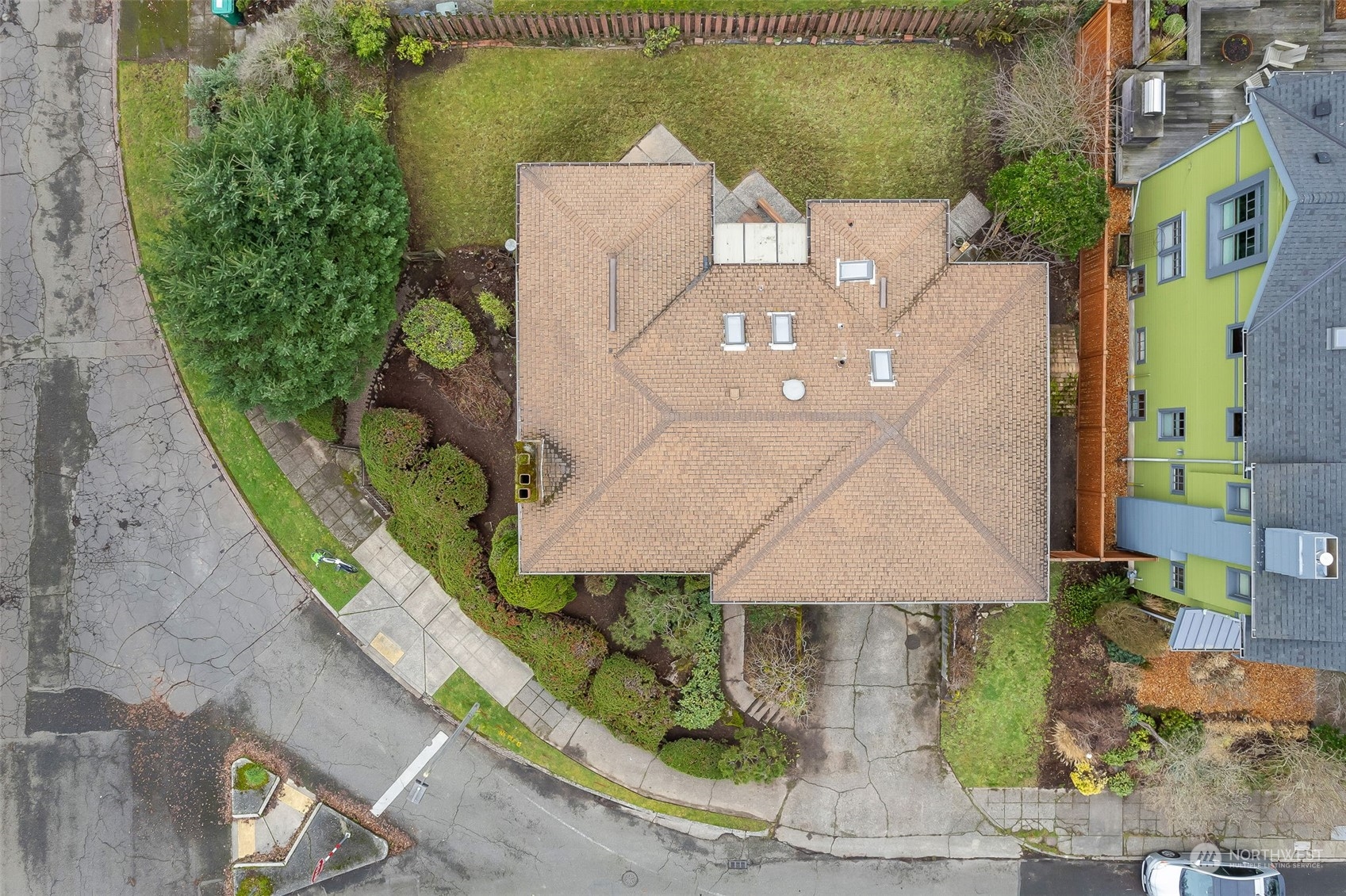 3419 Hunter Boulevard South Seattle, WA 98144 - Photo 28 of 33