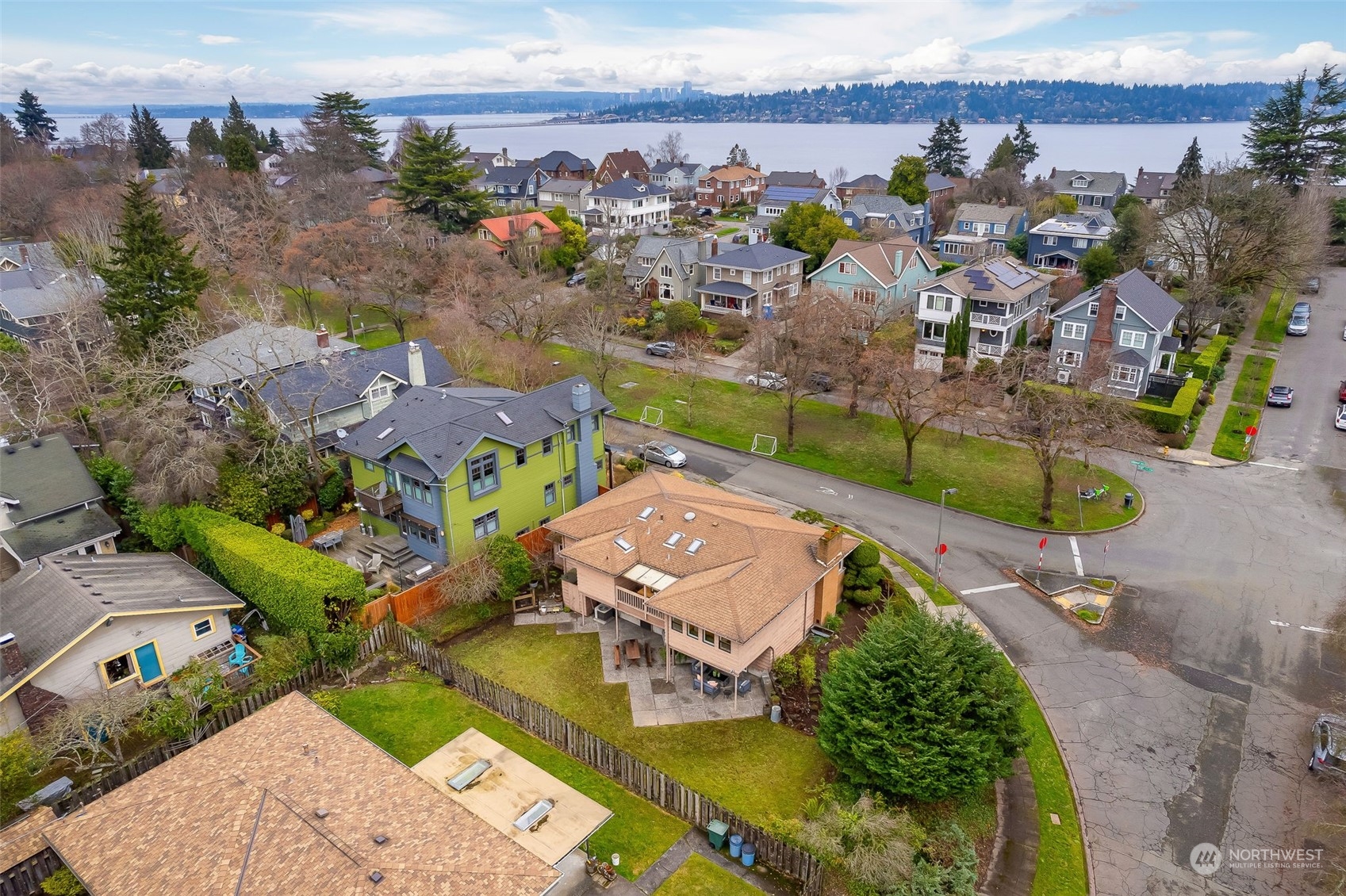 3419 Hunter Boulevard South Seattle, WA 98144 - Photo 29 of 33