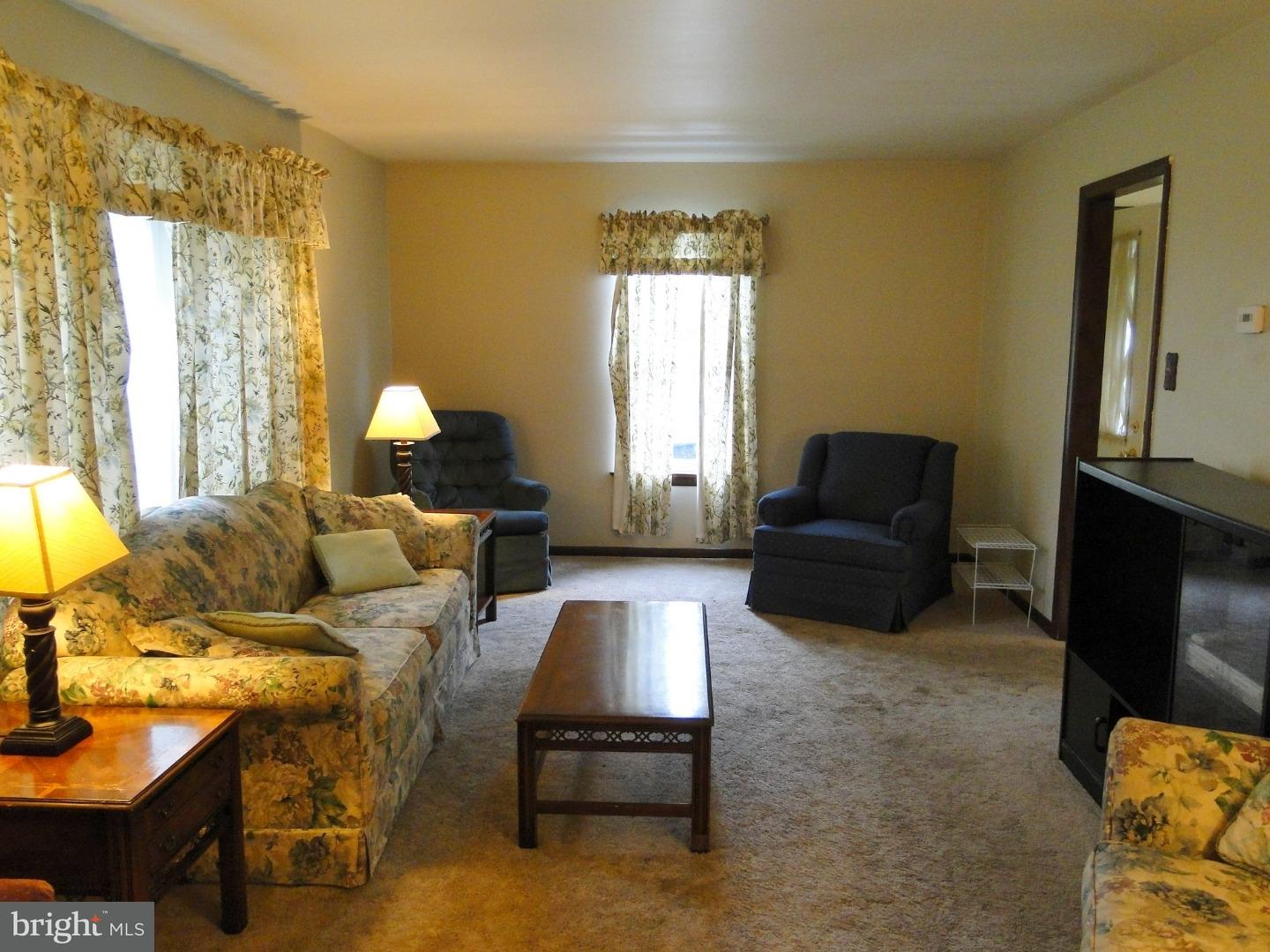 2375 East Swamp Road Quakertown, PA 18951 - Photo 6 of 21 Gallery Image 6