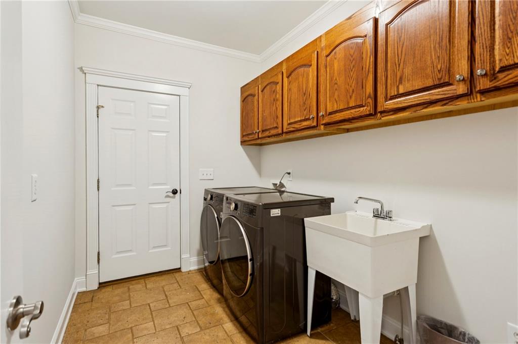 2115 Euharlee Road Taylorsville, GA 30178 - Photo 45 of 66 a utility room with dryer and washer