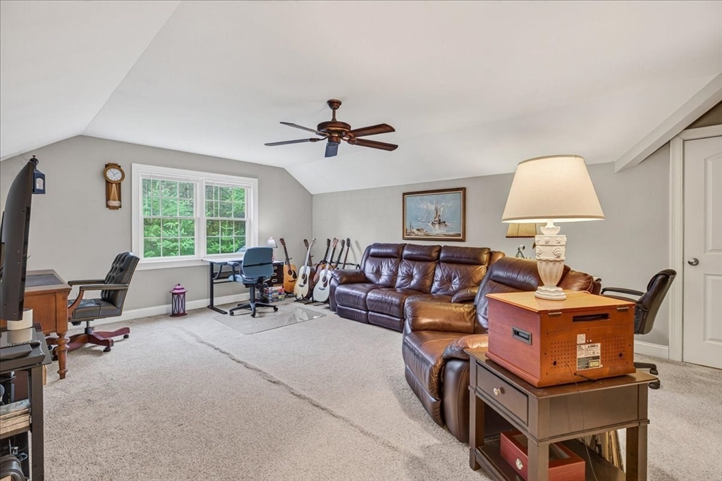 8 Redtail Lane Carver, MA 02330 - Photo 32 of 42