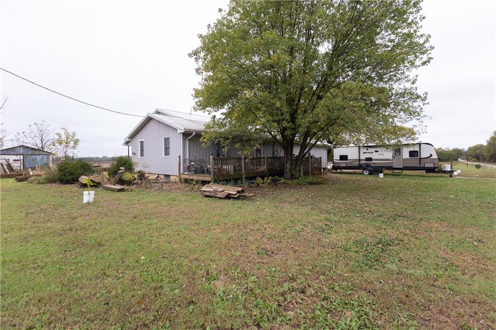 797 19000 Road Mound Valley, KS 67354 - Photo 12 of 54