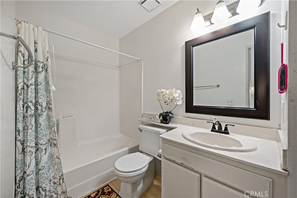 334 South Walnut Avenue Brea, CA 92821 - Photo 17 of 33