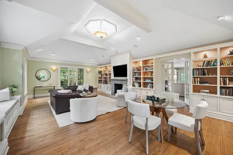 $2,395,000 | 500 Maple Street, Winnetka, IL 60093