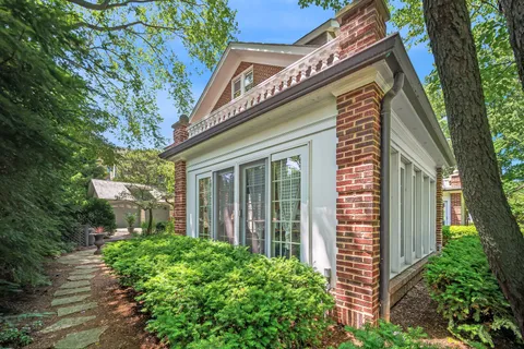 $2,395,000 | 500 Maple Street, Winnetka, IL 60093