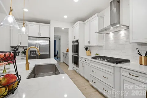 $679,000 | 115 Summerhill Drive, Mooresville, NC 28115