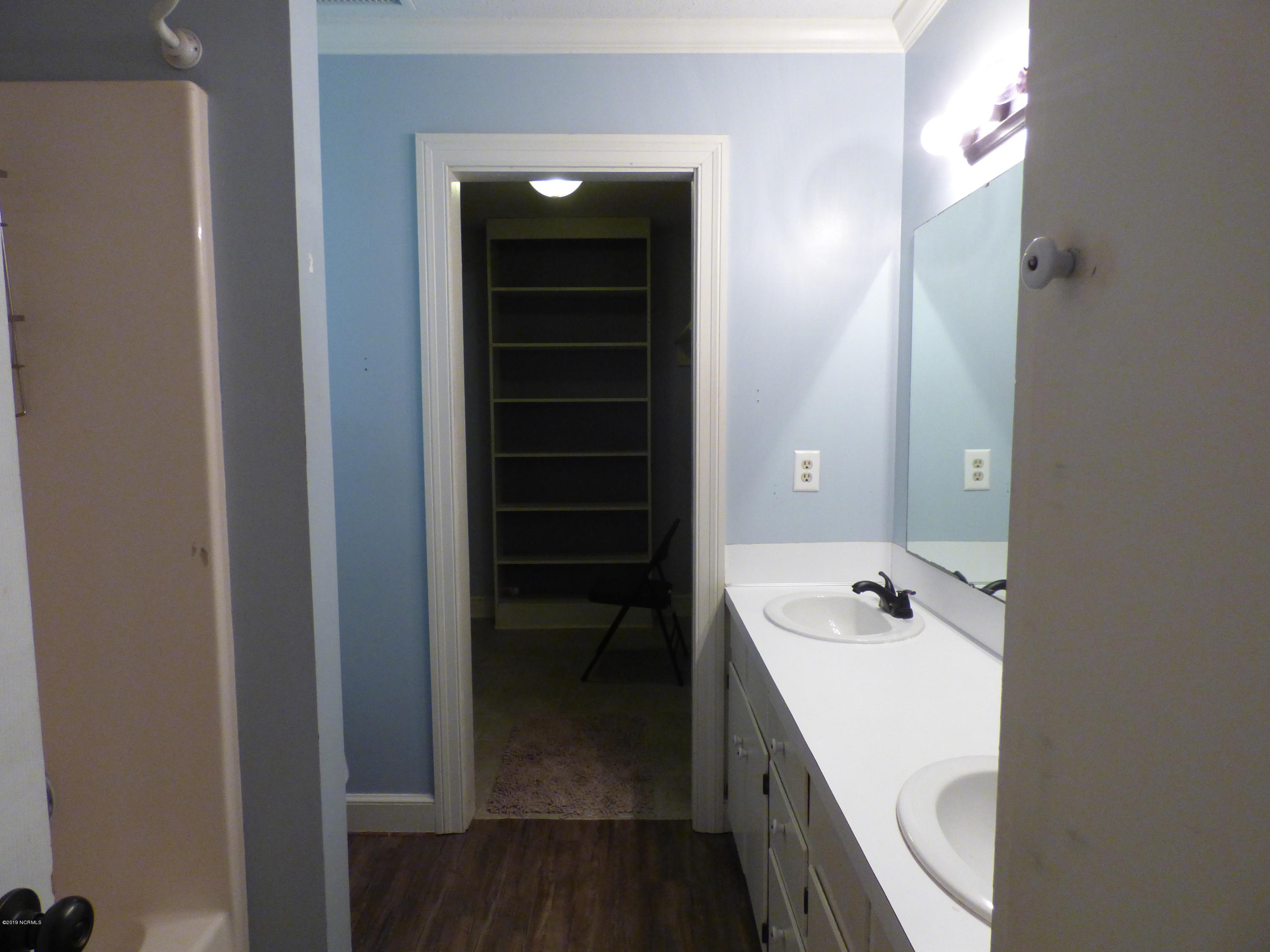 2601 Neuse Road Kinston, NC 28501 - Photo 24 of 30 P1010776