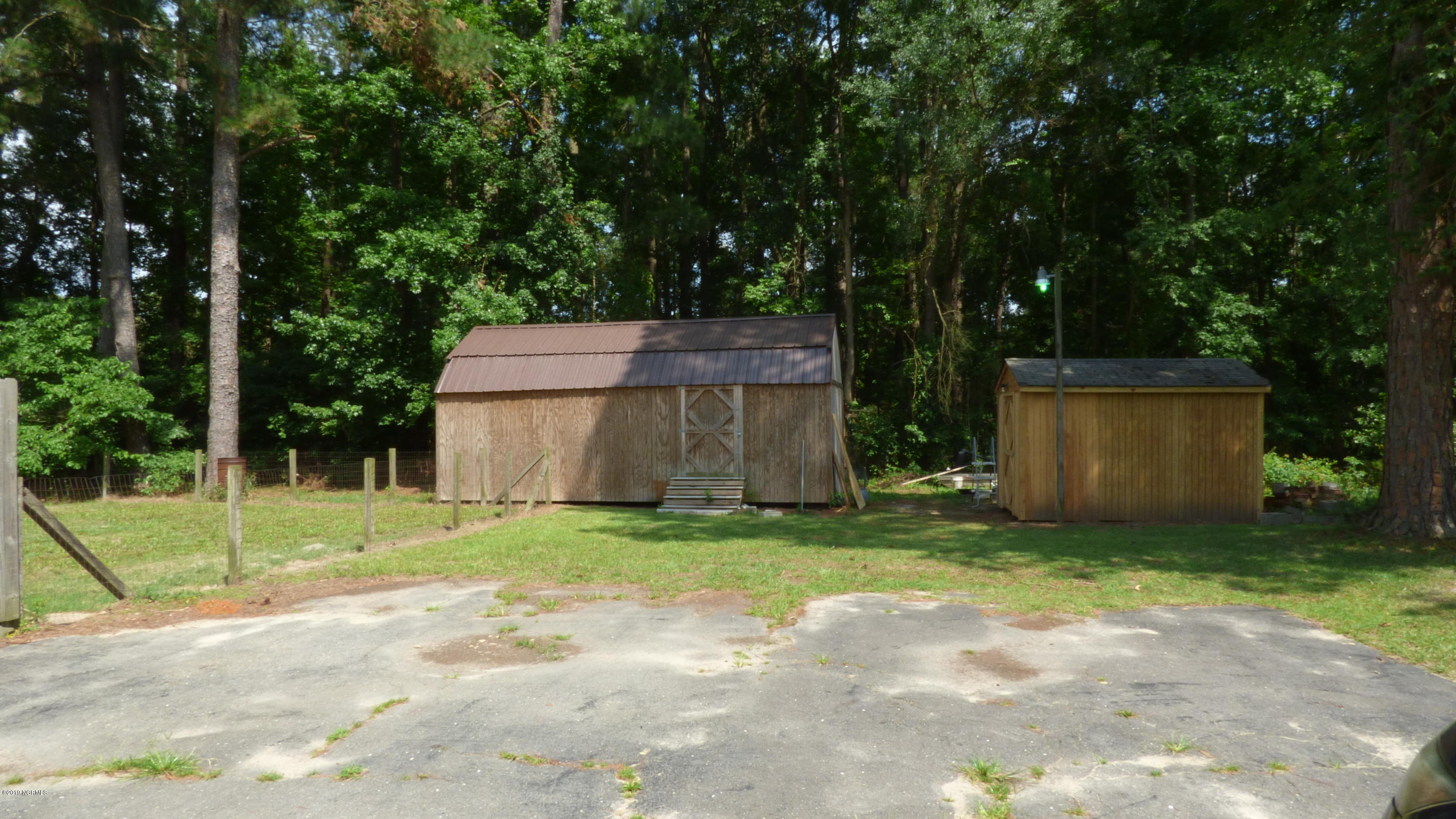 2601 Neuse Road Kinston, NC 28501 - Photo 5 of 30 P1010735