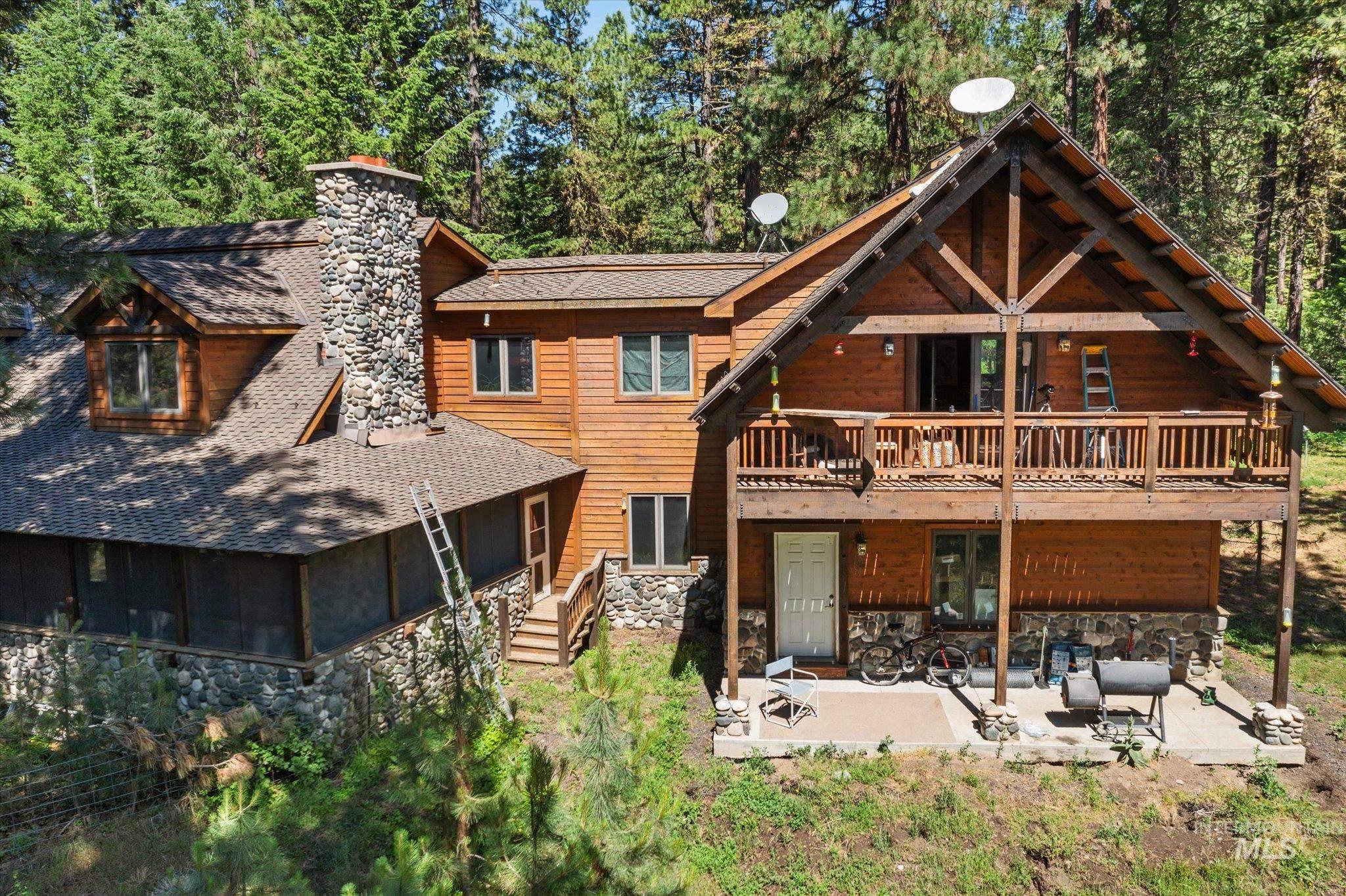 123 Wilderness Ranch Lane Cascade, ID 83611 - Photo 5 of 42