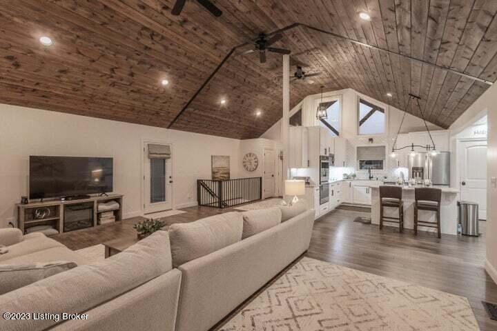 1695 Leathers Road Lawrenceburg, KY 40342 - Photo 10 of 73 12