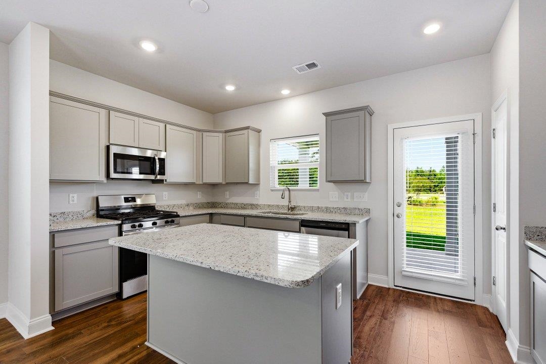 3025 Spain Lane Conway, SC 29527 - Photo 8 of 53
