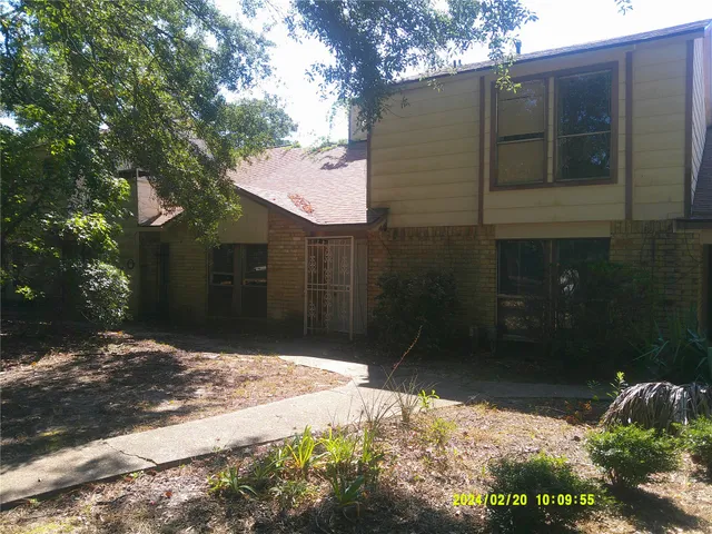 $1,300 | 12219 Wild Pine Drive, Unit C, Houston, TX 77039