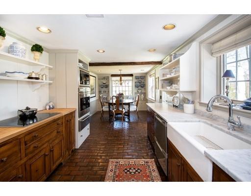 42 Lawson Road Scituate, MA 02066 - Photo 6 of 41 Gallery Image 6