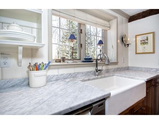 42 Lawson Road Scituate, MA 02066 - Photo 7 of 41 Gallery Image 7