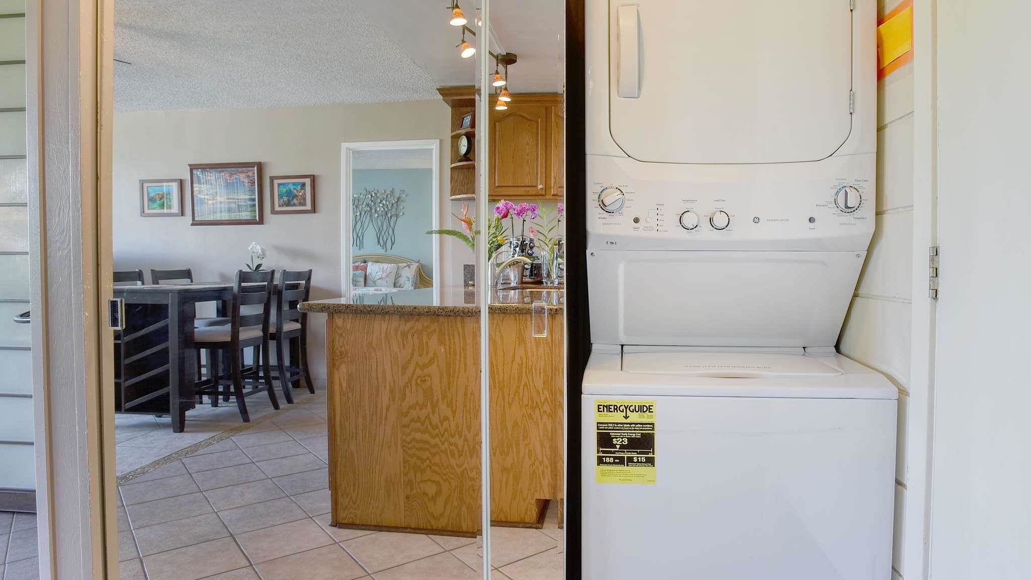 2619 South Kihei Road, Unit 309A Kihei, HI 96753 - Photo 21 of 41 a utility room with dryer and washer