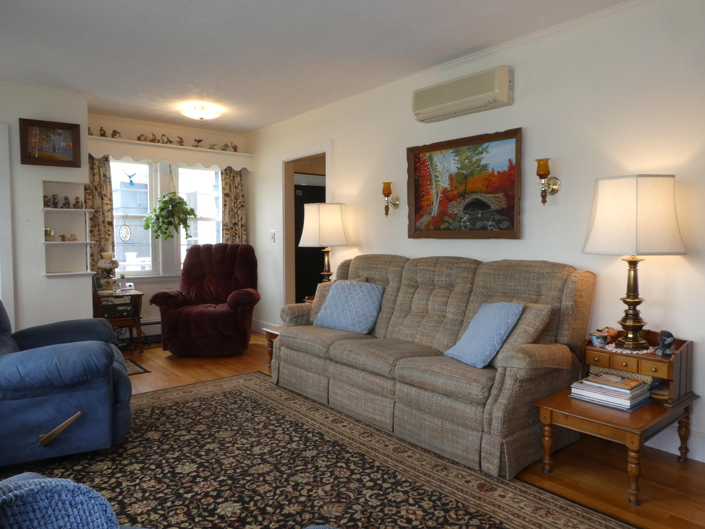 19 Bridgton Road East Baldwin, ME 04024 - Photo 16 of 27 Living Room