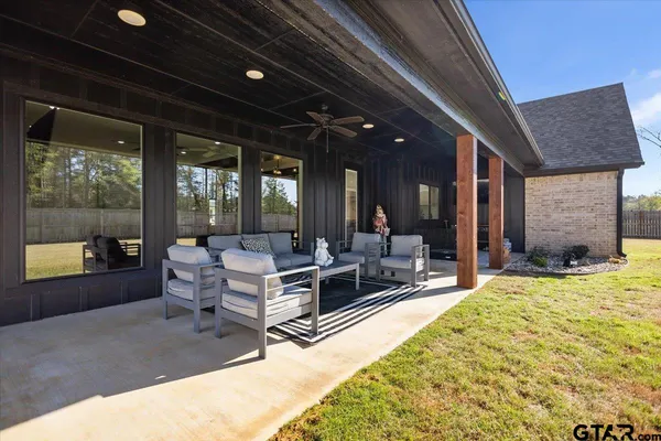 $599,000 | 12262 Harlon Street, Flint, TX 75762