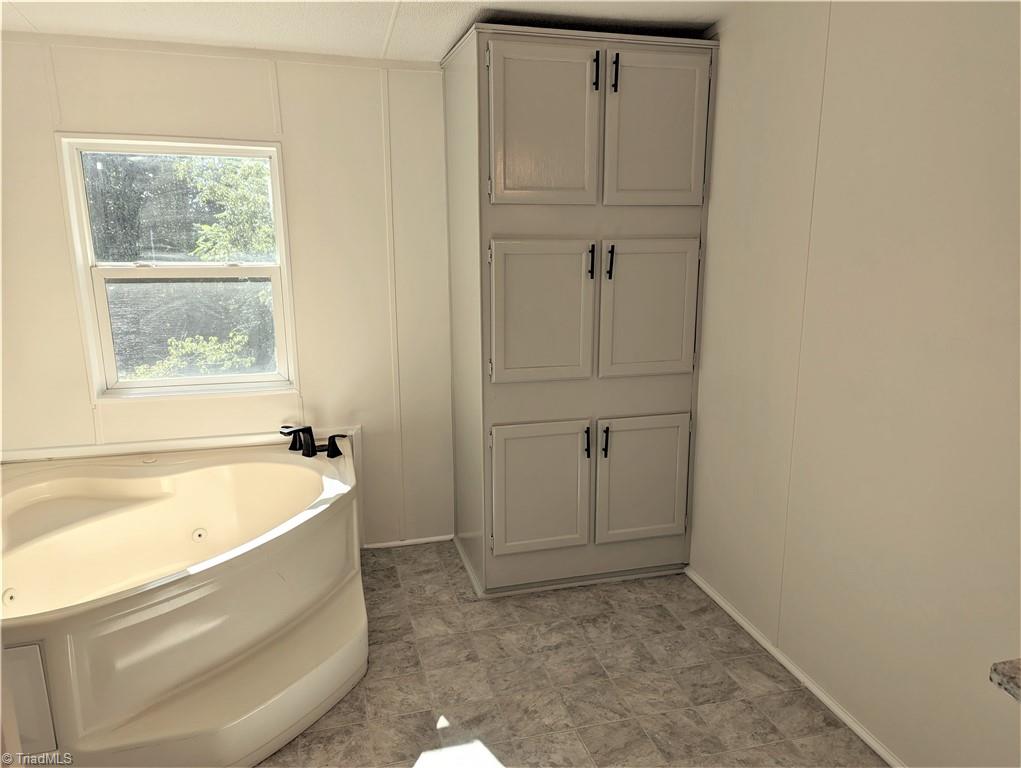 1923 Park Road Mayodan, NC 27027 - Photo 16 of 41