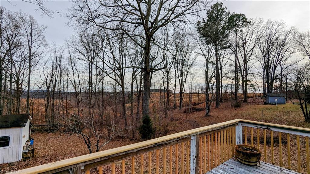 1923 Park Road Mayodan, NC 27027 - Photo 2 of 41