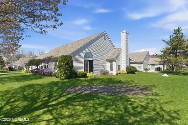 $689,000 | 7 Ivy Hill Road, Lakewood, NJ 08701