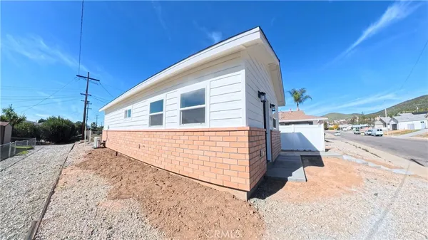 $1,600 | 29255 Piping Rock Road, Menifee, CA 92586
