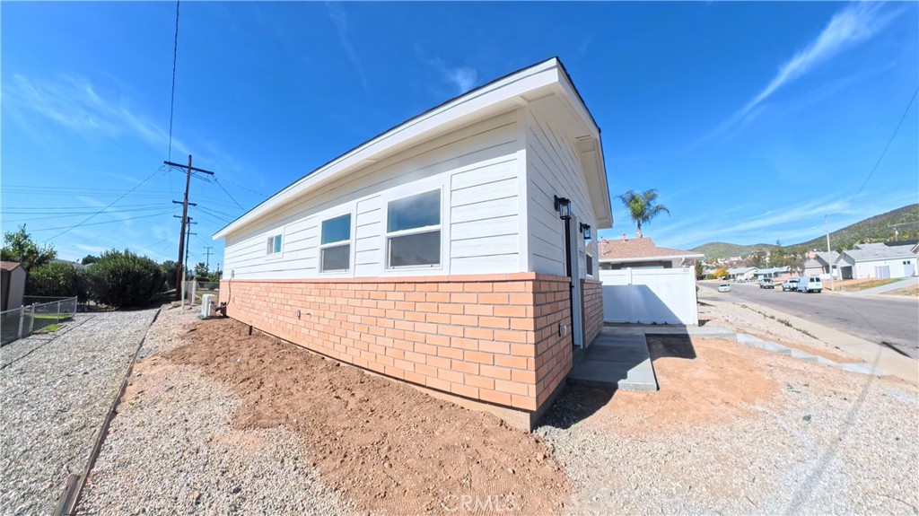 29255 Piping Rock Road Menifee, CA 92586 - Photo 13 of 17