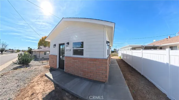 $1,600 | 29255 Piping Rock Road, Menifee, CA 92586