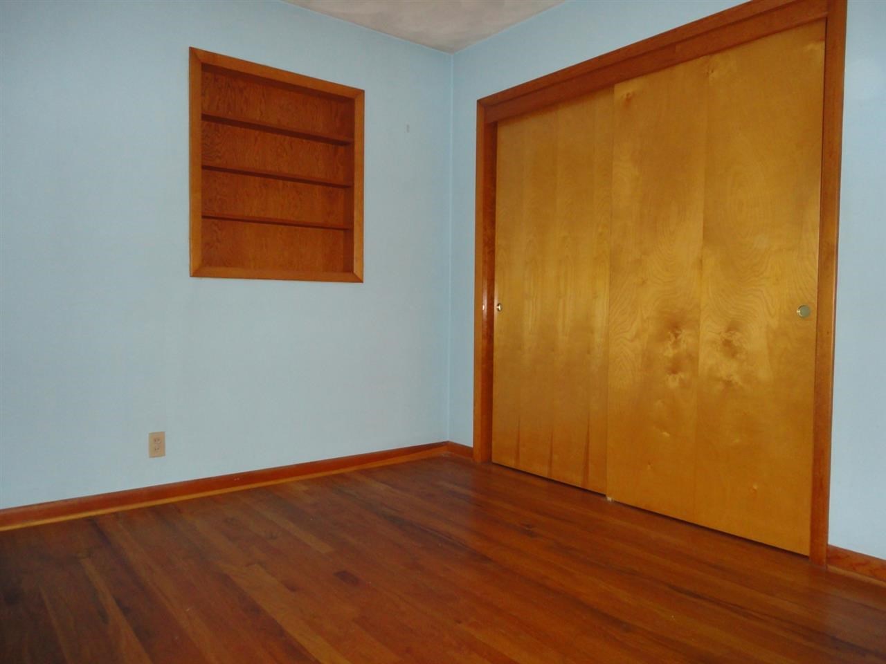 55830 Cedar Road Mishawaka, IN 46545 - Photo 11 of 17 Gallery Image 11