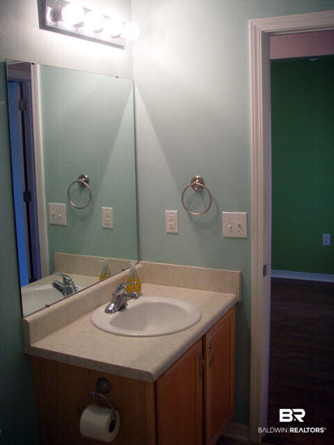 16752 Sugar Loop Foley, AL 36535 - Photo 23 of 34 Hall bath sink