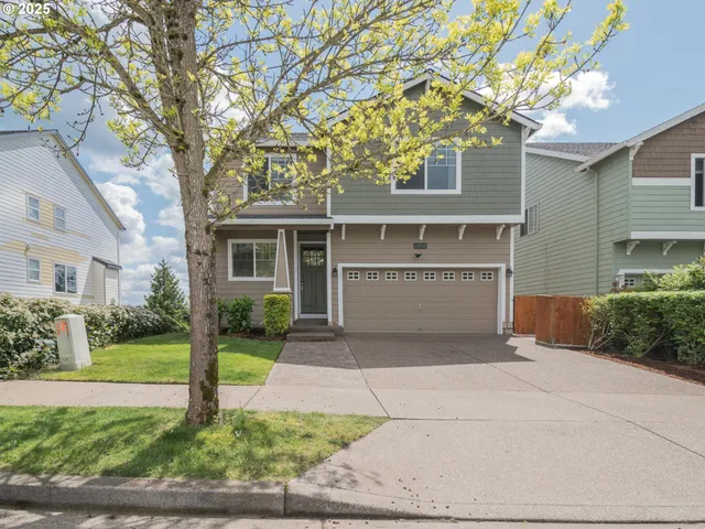 $699,900 | 13052 Southeast Meadehill Avenue, Happy Valley, OR 97086