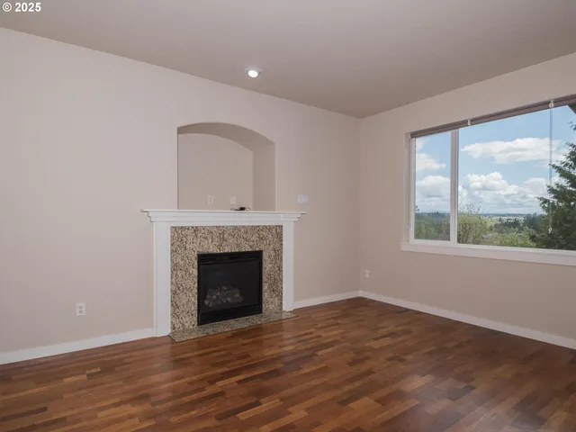 $699,900 | 13052 Southeast Meadehill Avenue, Happy Valley, OR 97086