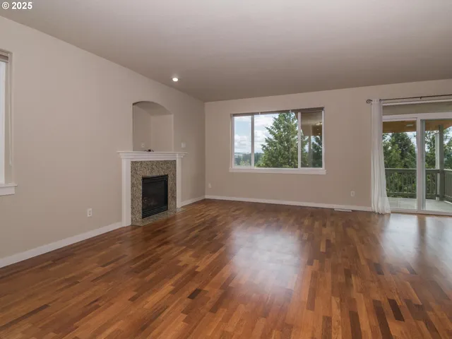 $699,900 | 13052 Southeast Meadehill Avenue, Happy Valley, OR 97086