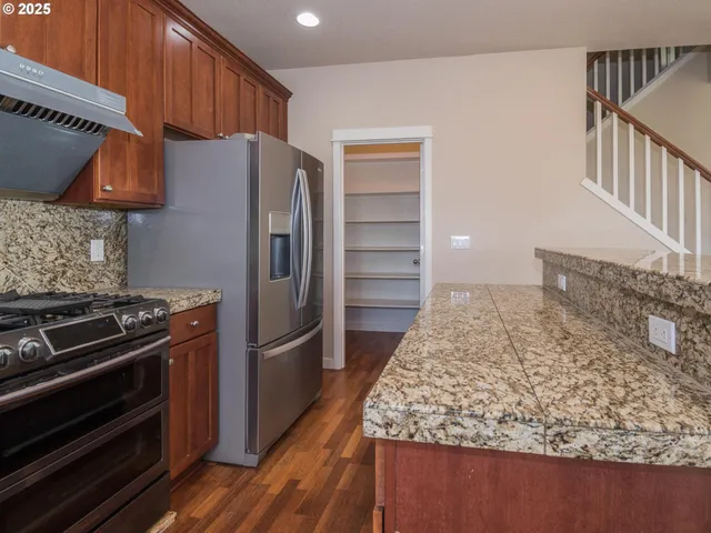 $699,900 | 13052 Southeast Meadehill Avenue, Happy Valley, OR 97086