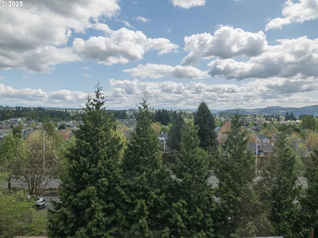 $699,900 | 13052 Southeast Meadehill Avenue, Happy Valley, OR 97086
