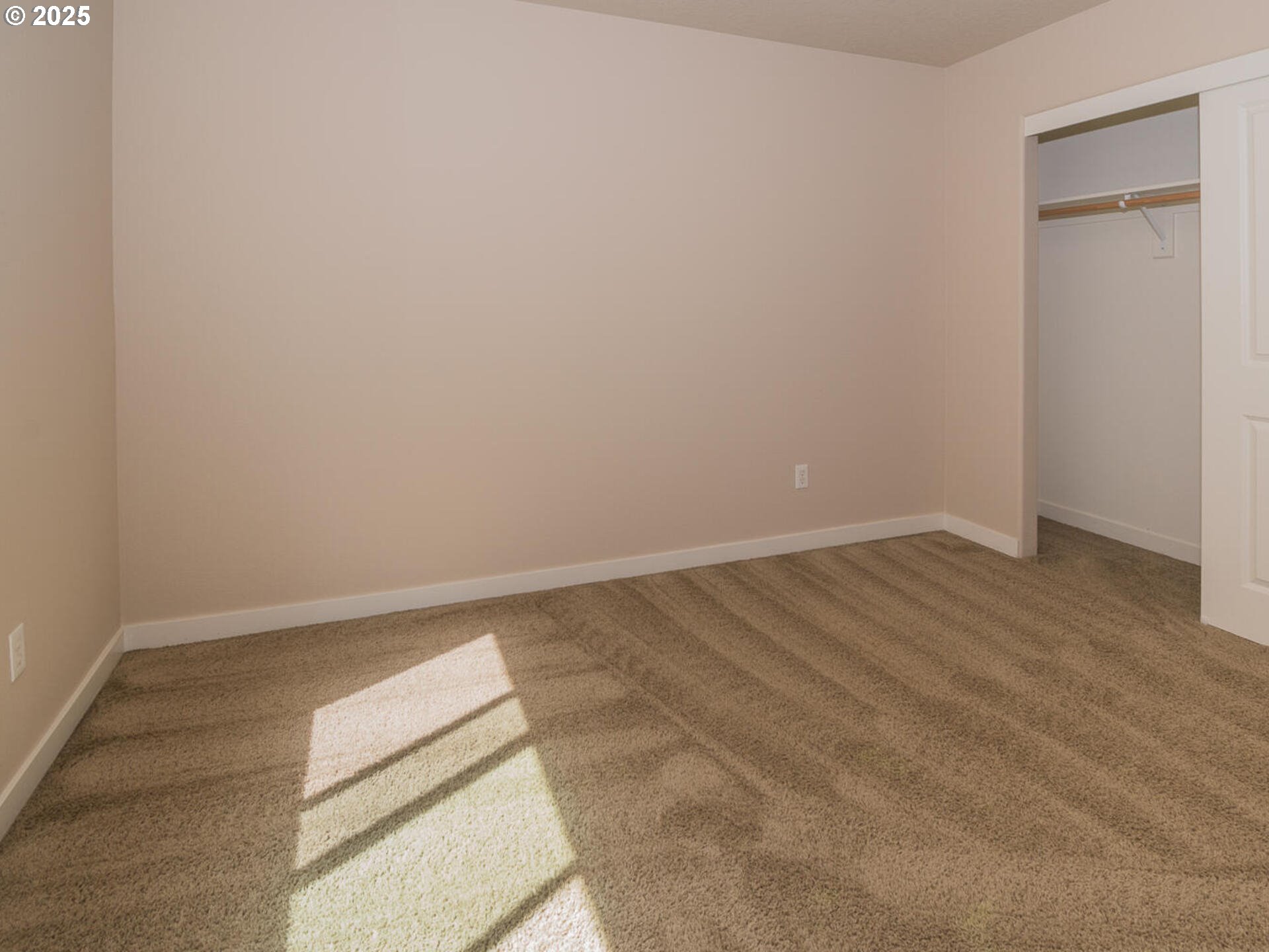 13052 Southeast Meadehill Avenue Happy Valley, OR 97086 - Photo 38 of 48