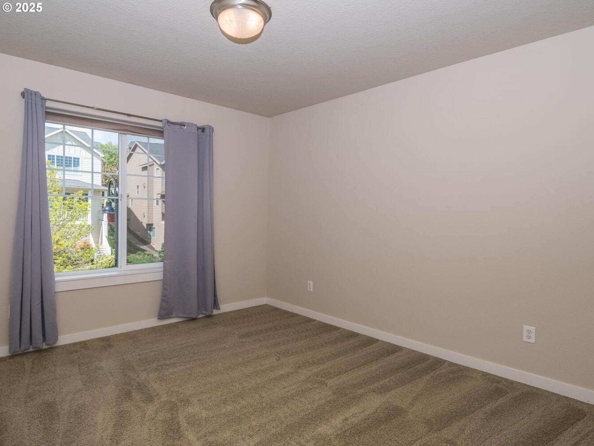 13052 Southeast Meadehill Avenue Happy Valley, OR 97086 - Photo 40 of 48