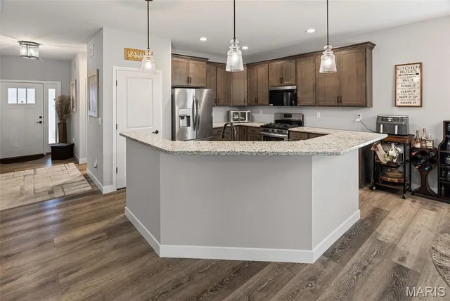 $382,000 | 8080 Villa Valley Lane, Caseyville, IL 62232