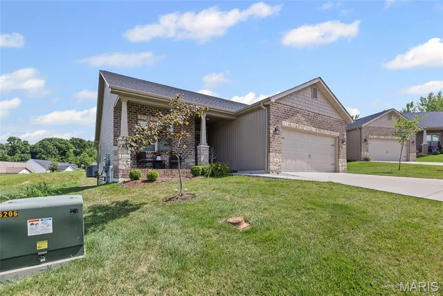 $382,000 | 8080 Villa Valley Lane, Caseyville, IL 62232