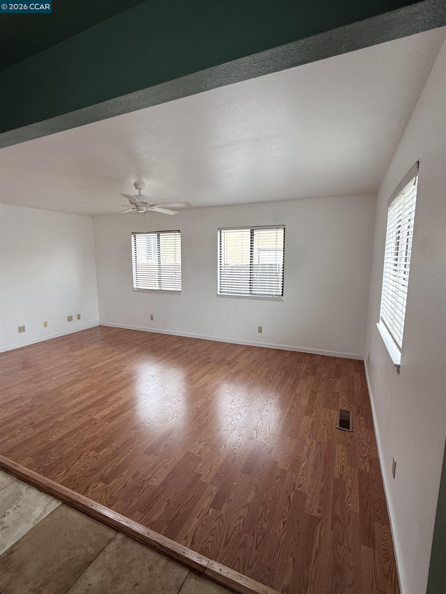 300 Concord Street Vallejo, CA 94591 - Photo 3 of 33