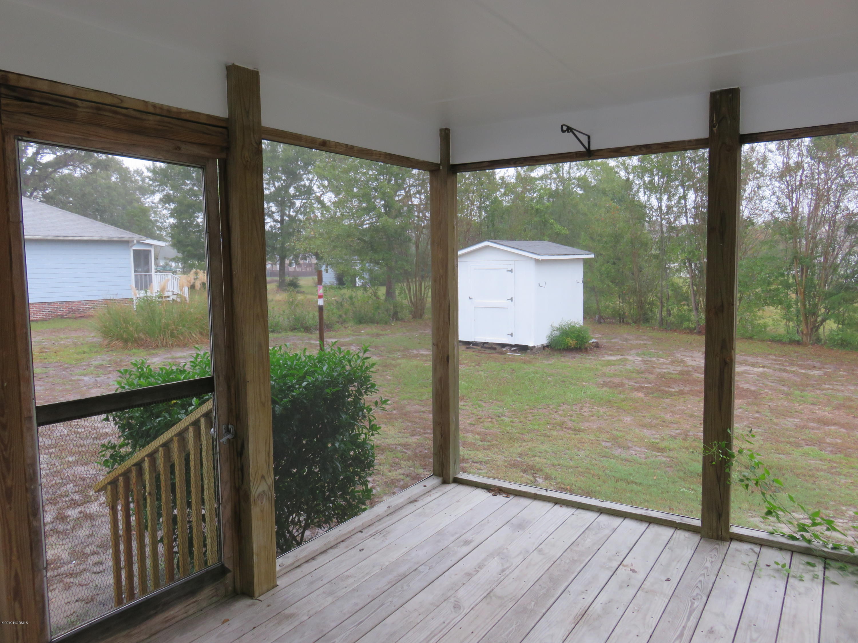 140 Camp Queens Road Swansboro, NC 28584 - Photo 13 of 14 IMG_5012