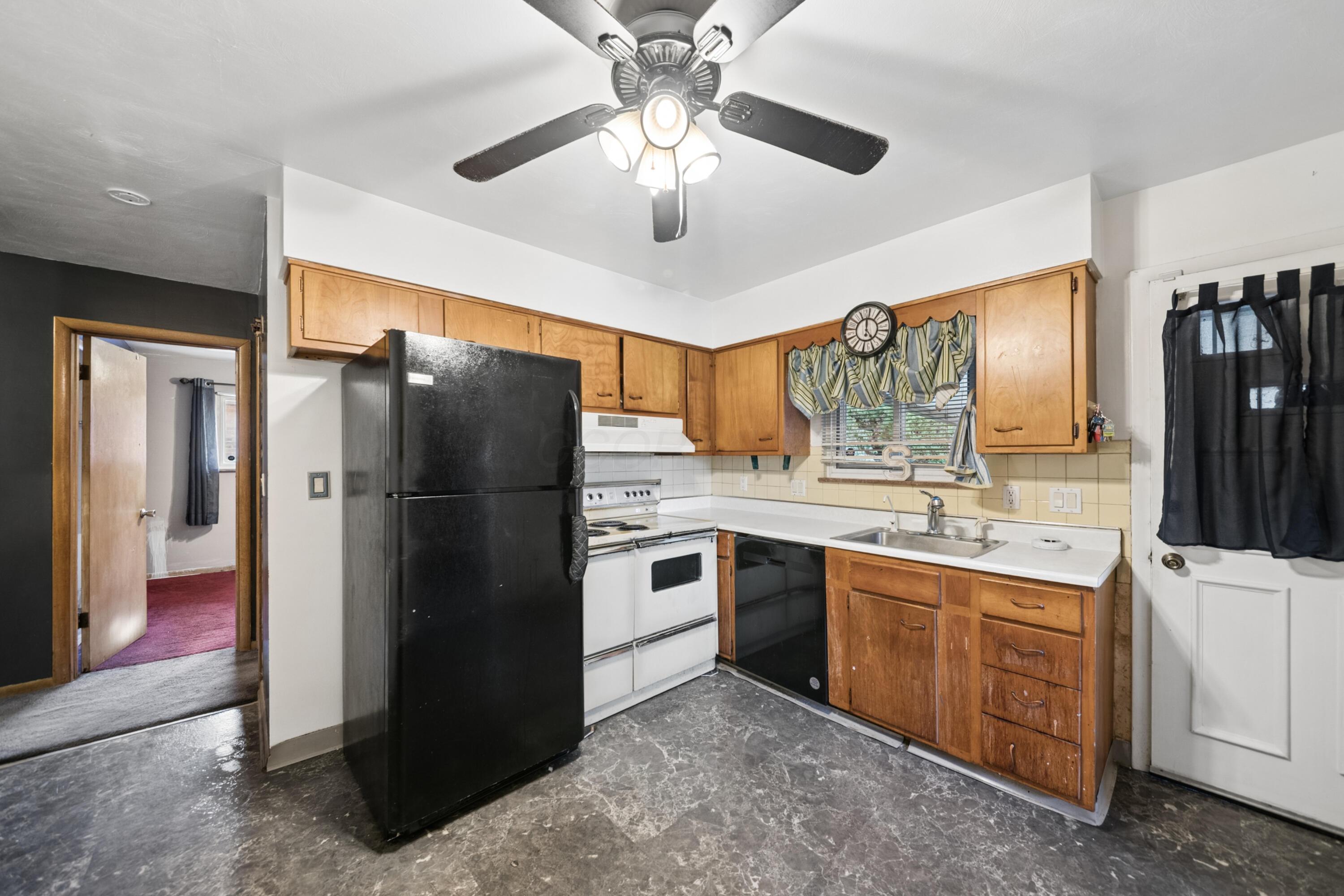 1483 Courtright Road Columbus, OH 43227 - Photo 24 of 44 L_1483_Courtright_Rd116