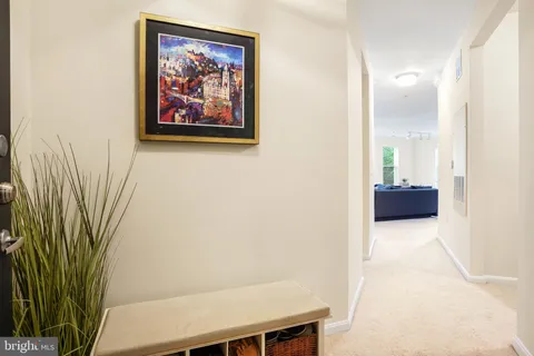 $3,000 | 9486 Virginia Center Boulevard, Unit 102, Vienna, VA 22181